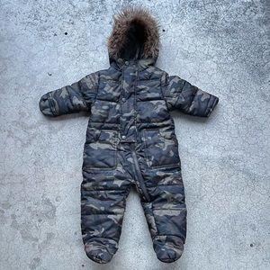 Rothschild camo footed pram snowsuit size 12 months Preowned winter snow
